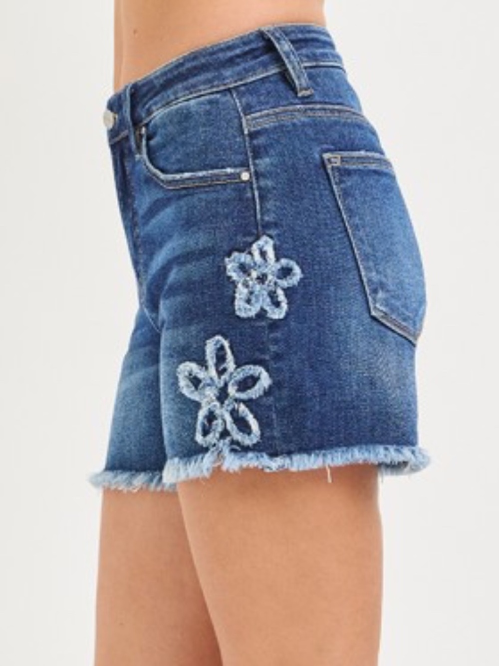 Risen Dark Wash Flower Patched Frayed hem Denim Jean Shorts - Picture 4 of 6